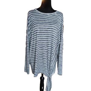 a.n.a. A New Approach Women's Size XLarge Gray & Blue Striped Sweater
